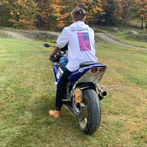 Meet your Posher, Joshua - Picture 1 of 1